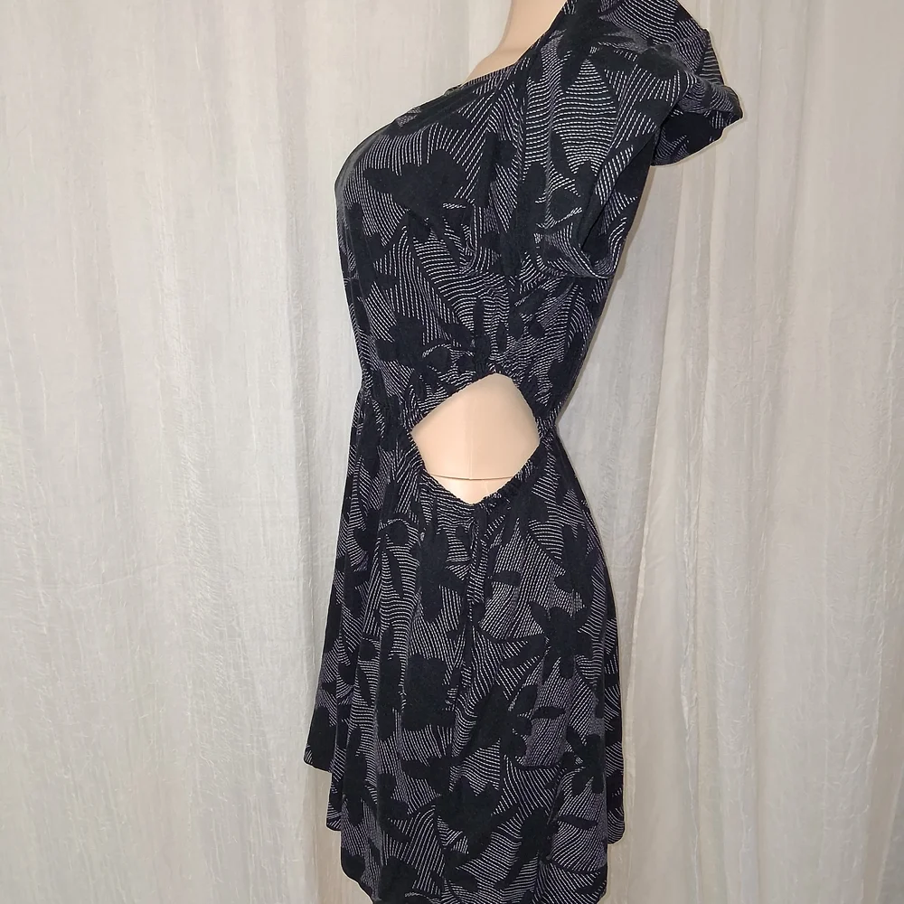 Universal Thread Black and Gray Long Sleeve Dress Women Size M - Picture 6 of 14